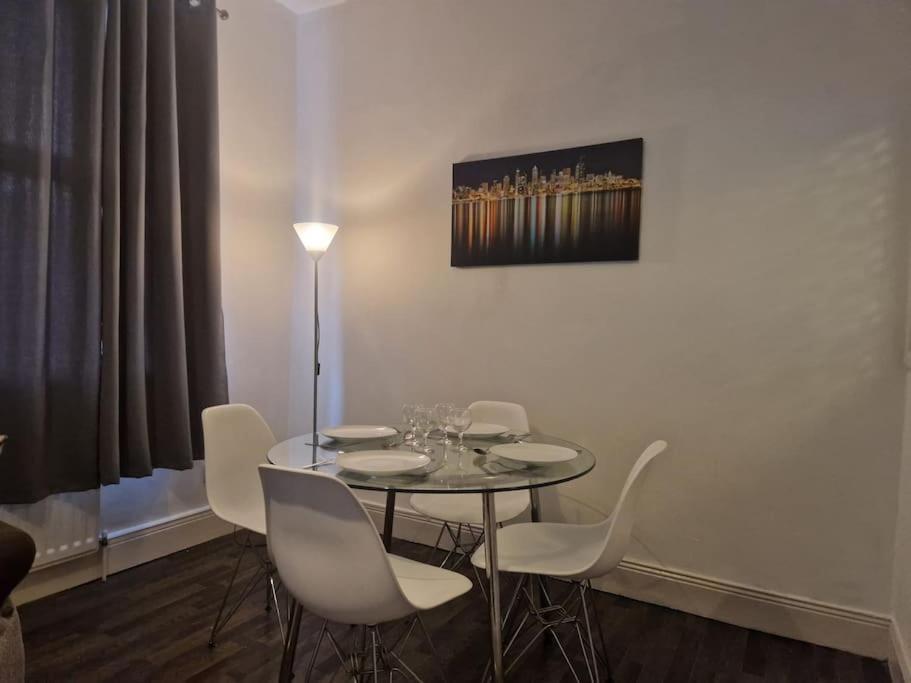 Primos Place - 2 Bedroom In Ashington 애싱턴 외부 사진