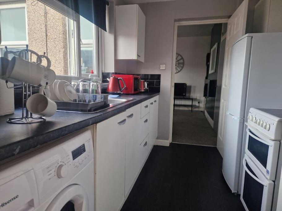 Primos Place - 2 Bedroom In Ashington 애싱턴 외부 사진